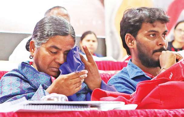 ಸಿ.ಕೆ.ಜಾನುವಿನಂತಹ ಹೋರಾಟಗಾರ್ತಿಗೆ ಬಿಜೆಪಿಗೆ ಹೋಗುವ ಪರಿಸ್ಥಿತಿ! : ನೋವು ವ್ಯಕ್ತಪಡಿಸಿದ ರಾಧಿಕಾ ವೇಮುಲಾ